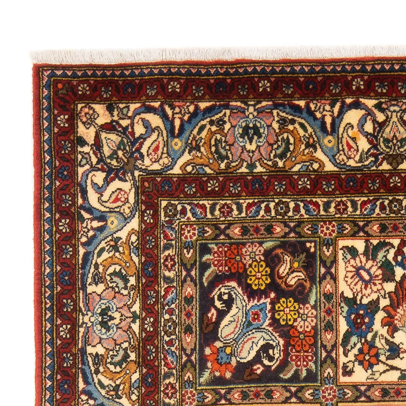 Bakhtiari Rug 212x136cm - Persian Rugs