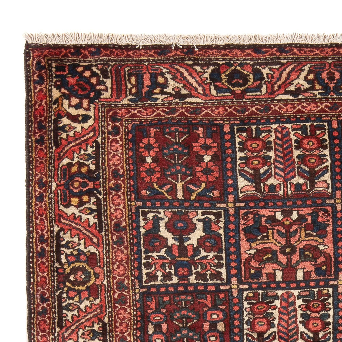 Bakhtiari Rug 202x157cm - Persian Rugs