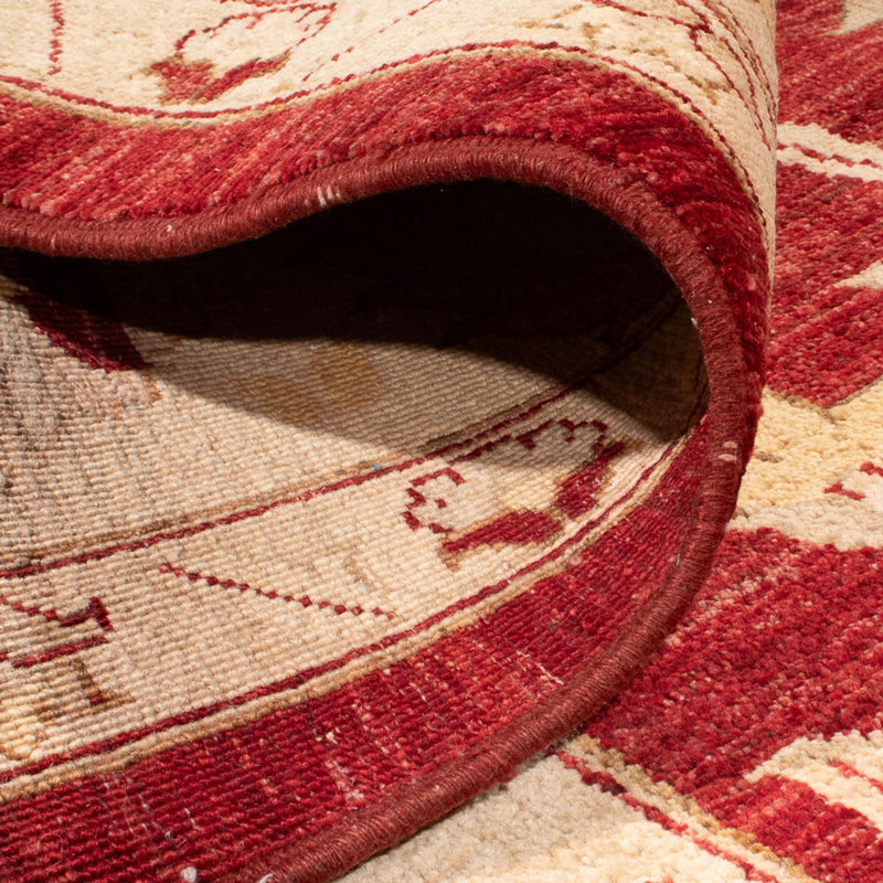 Ziegler Rug - 371 x 298 cm - red