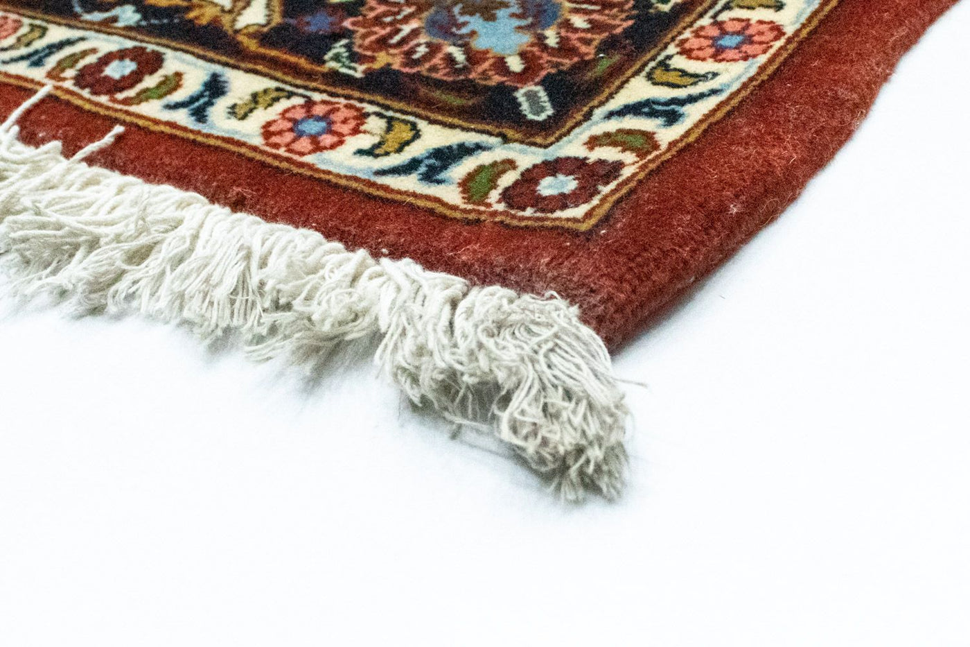 Tabriz Rug 226x141cm - Persian Rugs