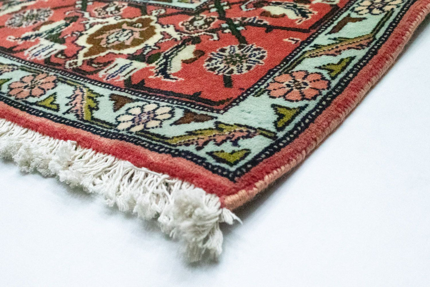 Senneh Rug 318x198cm - Persian Rugs