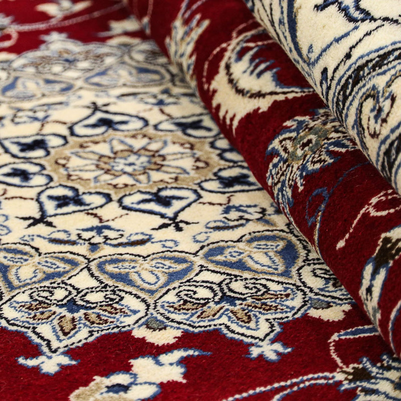 Perser Rug - Nain - 297 x 200 cm - dark red