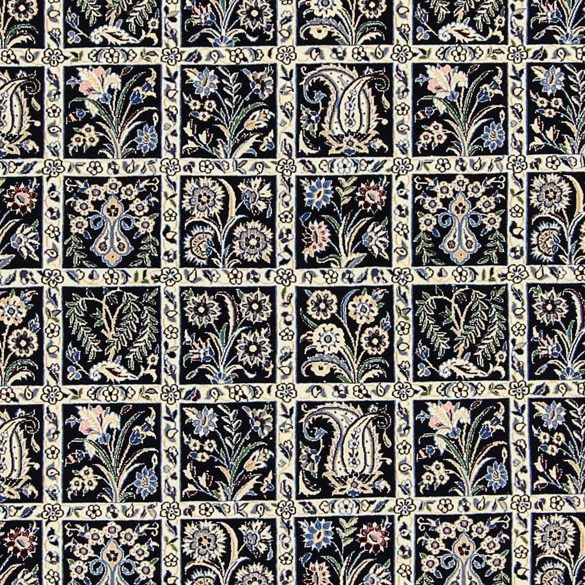 Perser Rug - Nain - Premium - 235 x 147 cm - beige