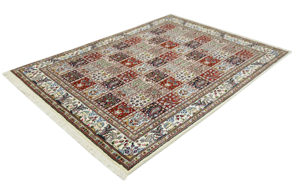 Moud Rug 194x145cm - Persian Rugs