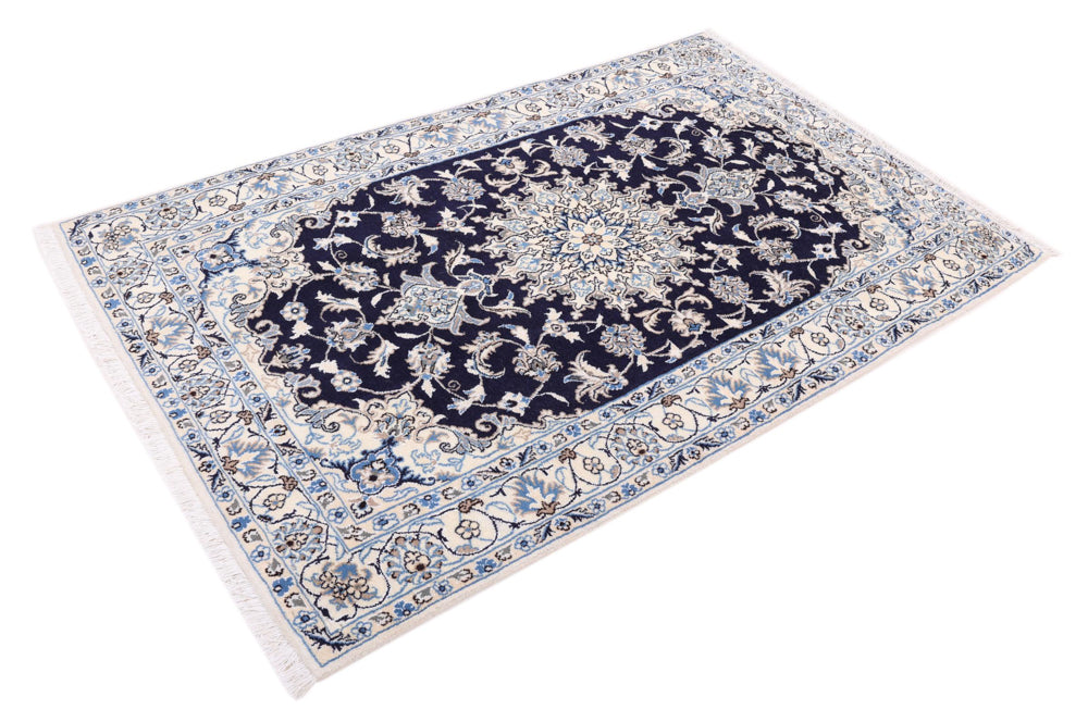 Nain Rug 195x118cm - Persian Rugs