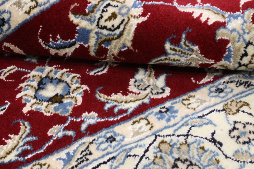 Perser Rug - Nain - 195 x 118 cm - red