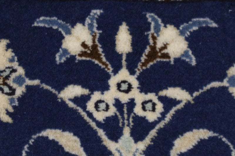 Nain Rug 138x88cm - Persian Rugs