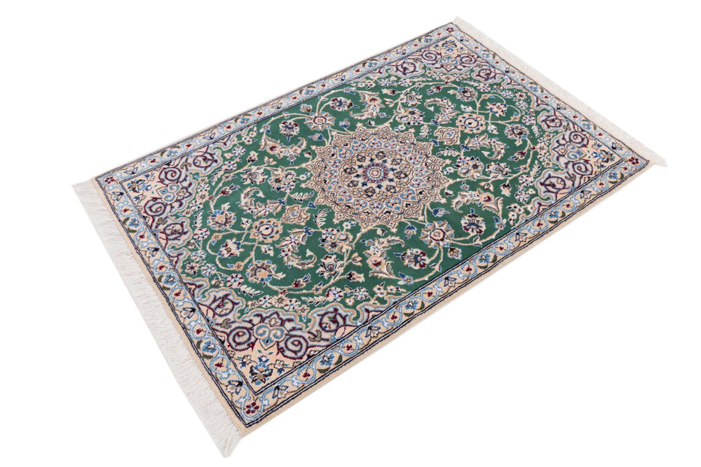 Nain Rug 136x88cm - Persian Rugs