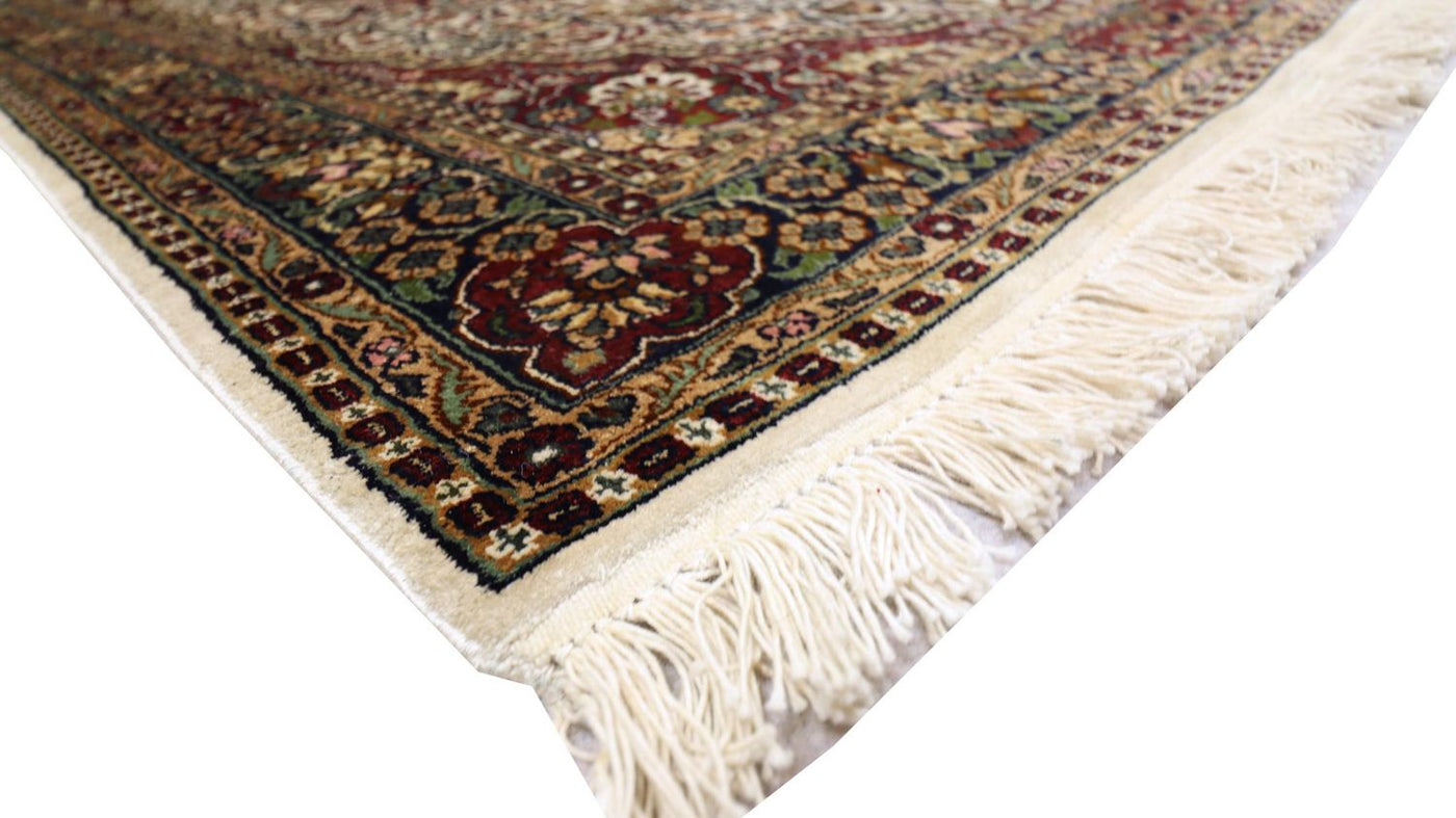 Kashmir Silk Rug 170x109cm - Oriental Rug