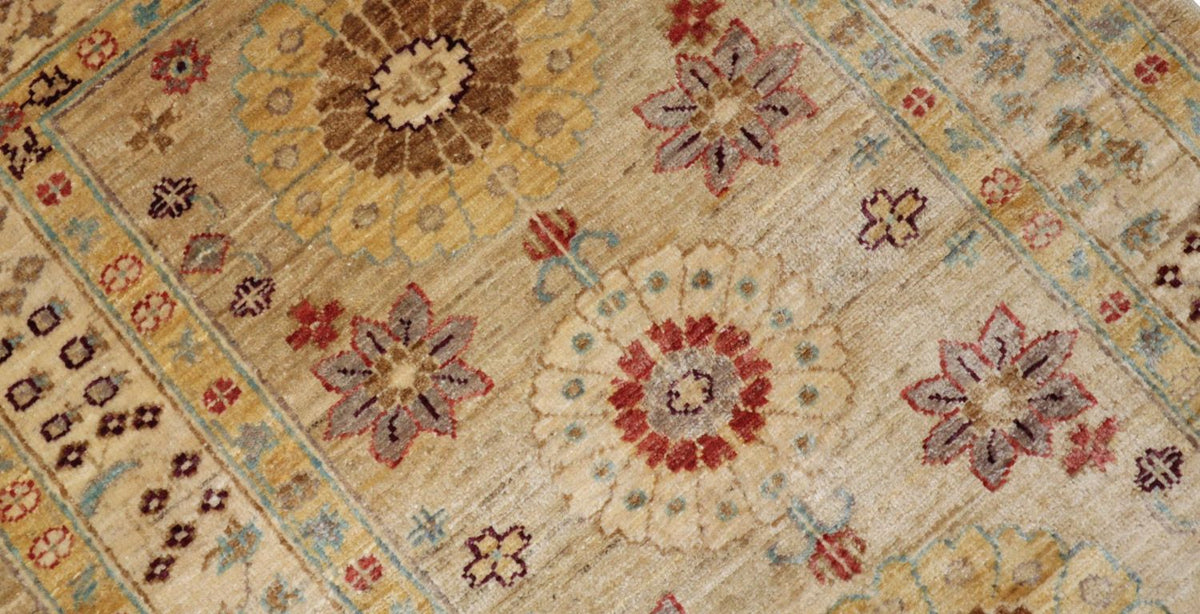 Ziegler Rug - 112 x 81 cm - beige