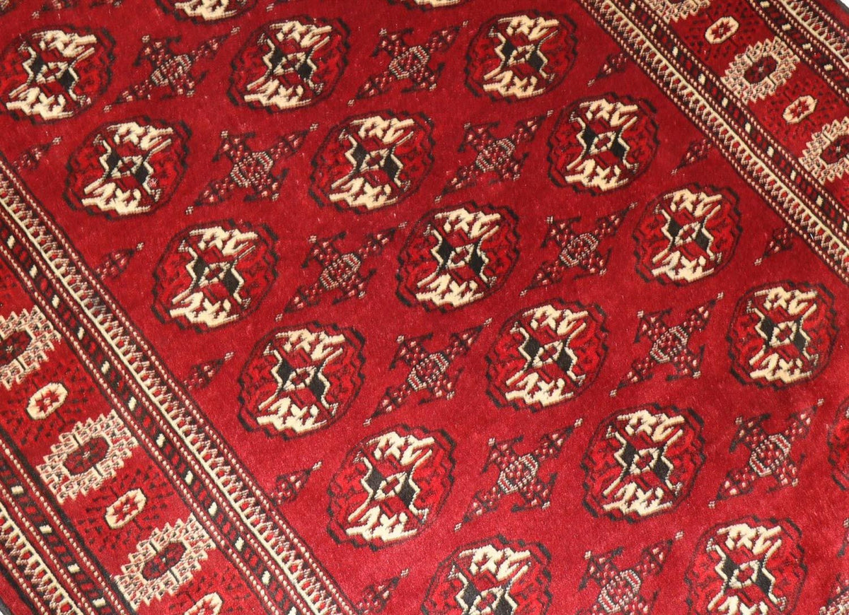 Turkaman Rug - 182 x 137 cm - dark red