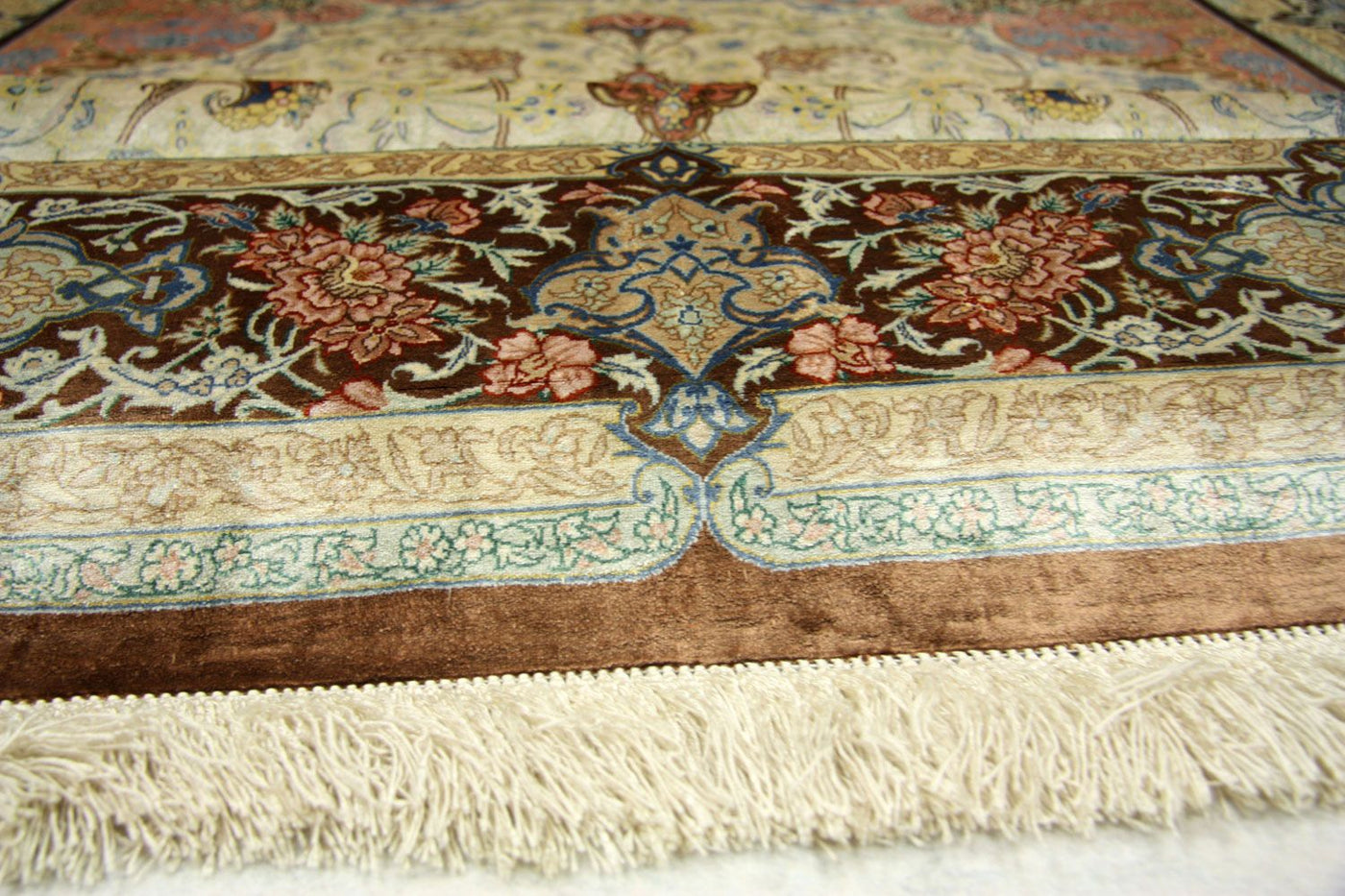 Qom Silk Rug 240x155cm - Persian Rugs