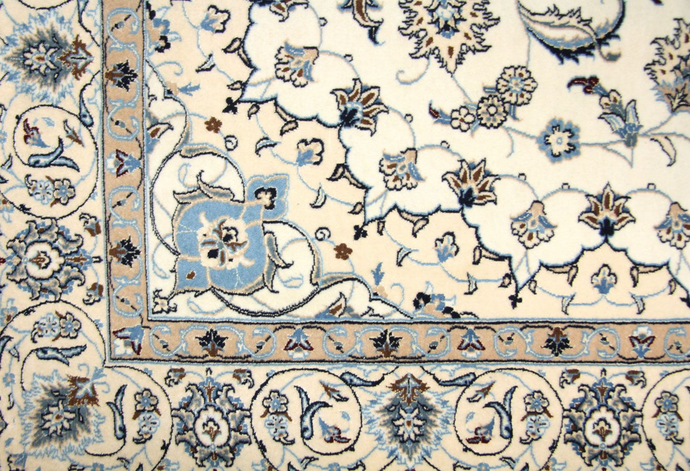 Nain - 6la Rug 212x135cm - Persian Rugs