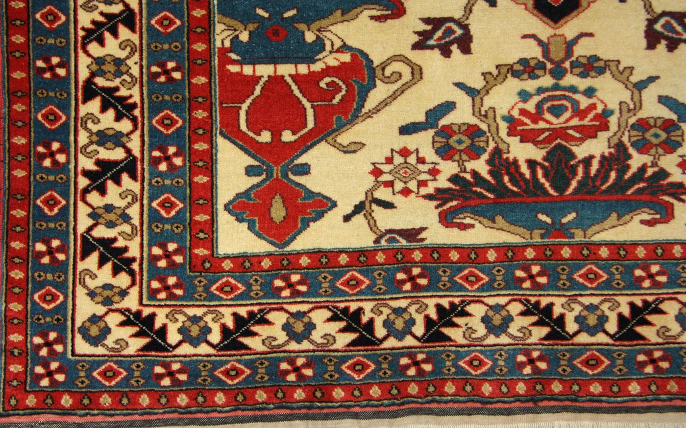 Afghan Rug 135x114cm - Oriental Rug