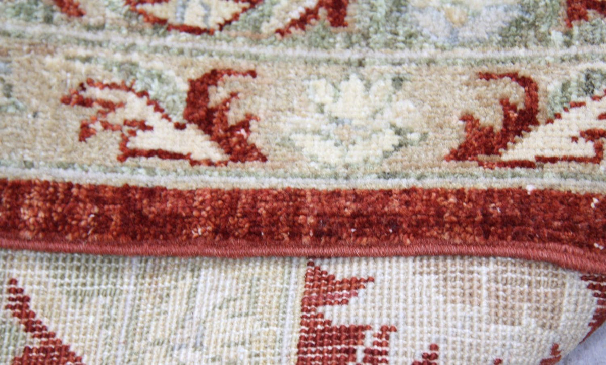 Ziegler Rug - 350 x 274 cm - red