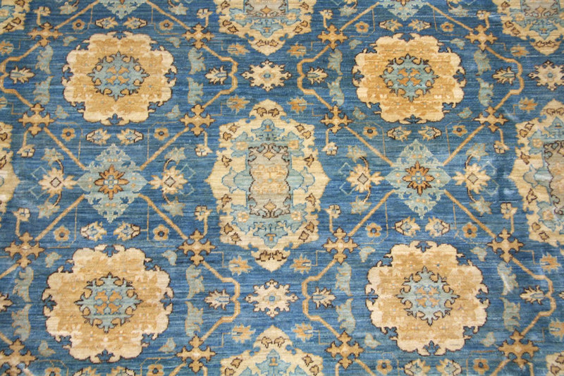 Ziegler Rug - 366 x 266 cm - blue