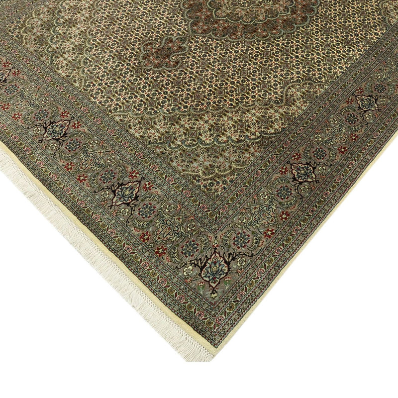 Tabriz - 50 Raj Rug 204x153cm - Persian Rugs