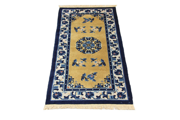 Chinese Rug - 137 x 69 cm - blue