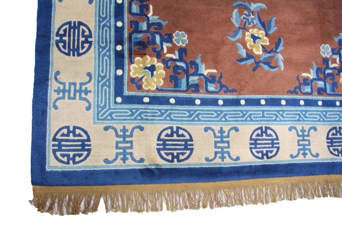 Chinese Rug - 274 x 183 cm - brown