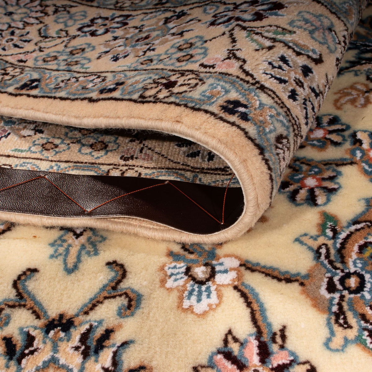 Perser Rug - Nain - Royal - 207 x 128 cm - beige