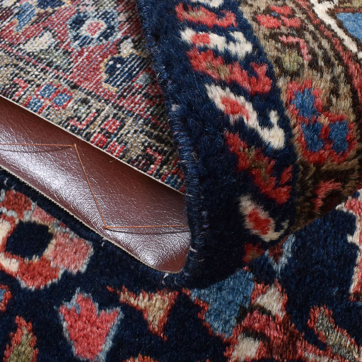 Belutsch Rug - 210 x 149 cm - dark red