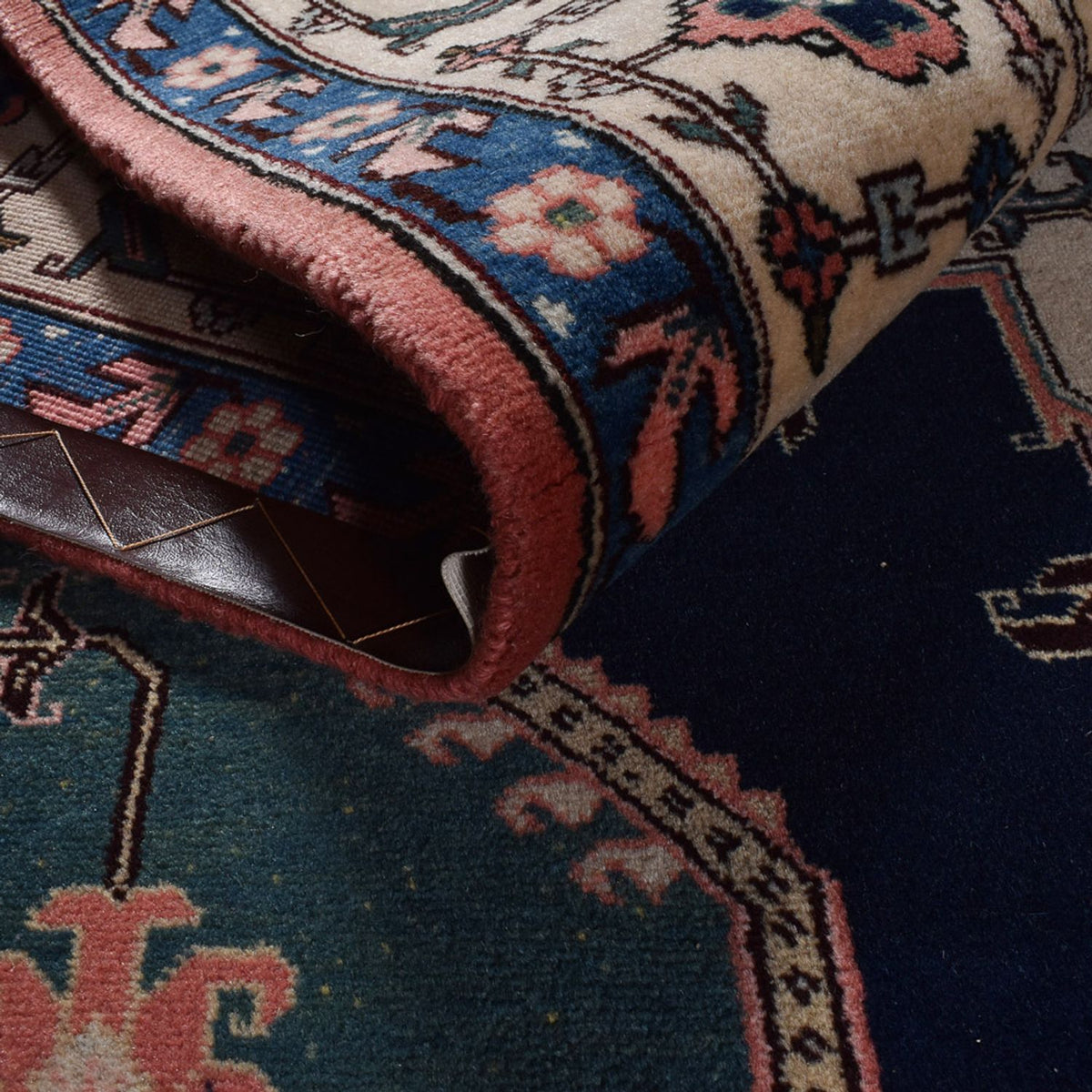 Perser Rug - Nomadic - 310 x 196 cm - light red