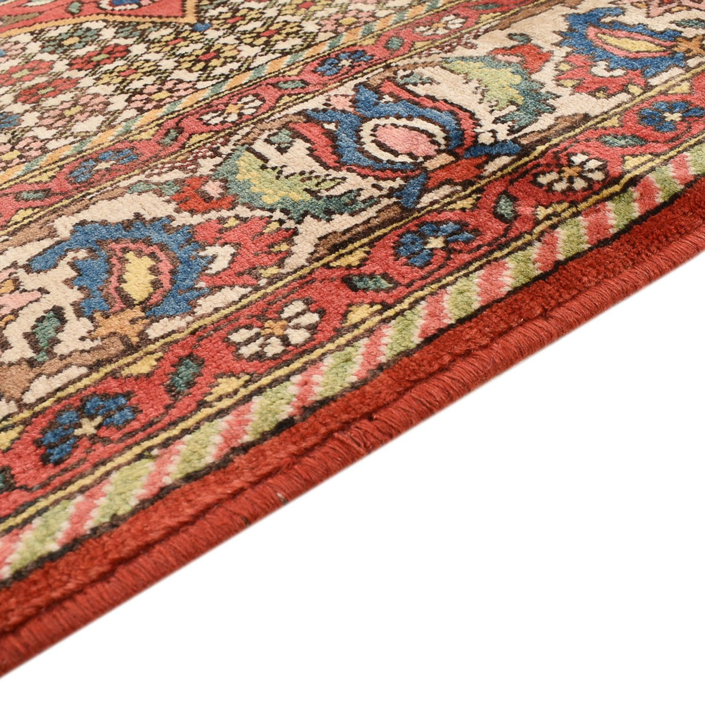 Bakhtiari Rug 194x136cm - Persian Rugs