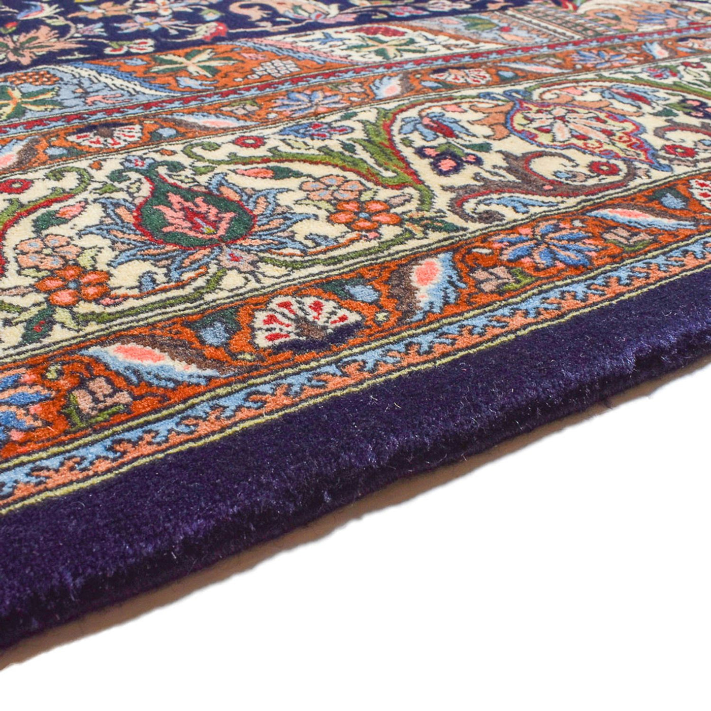 Bakhtiari Rug 302x204cm - Persian Rugs
