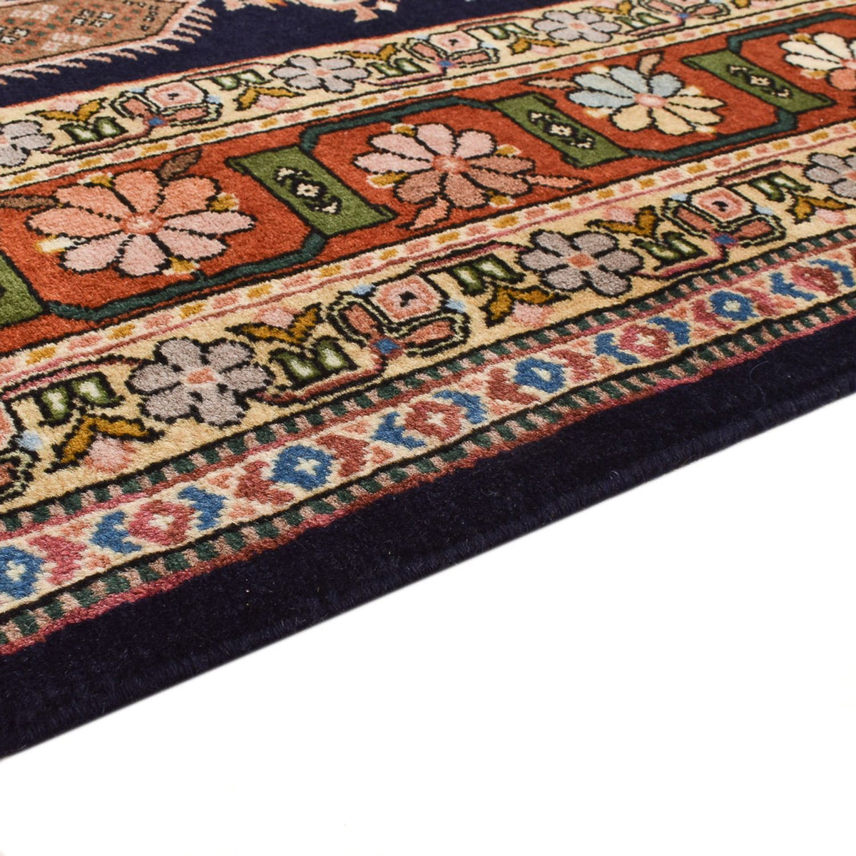 Bakhtiari Rug 180x252cm - Oriental Rug