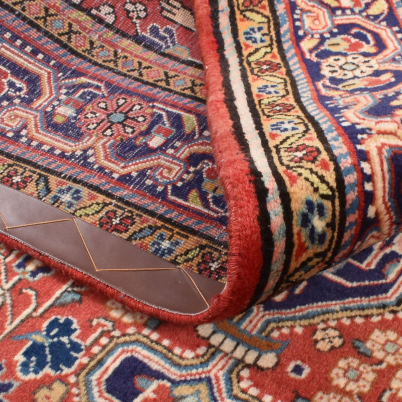 Jozan Rug 201x136cm - Persian Rugs