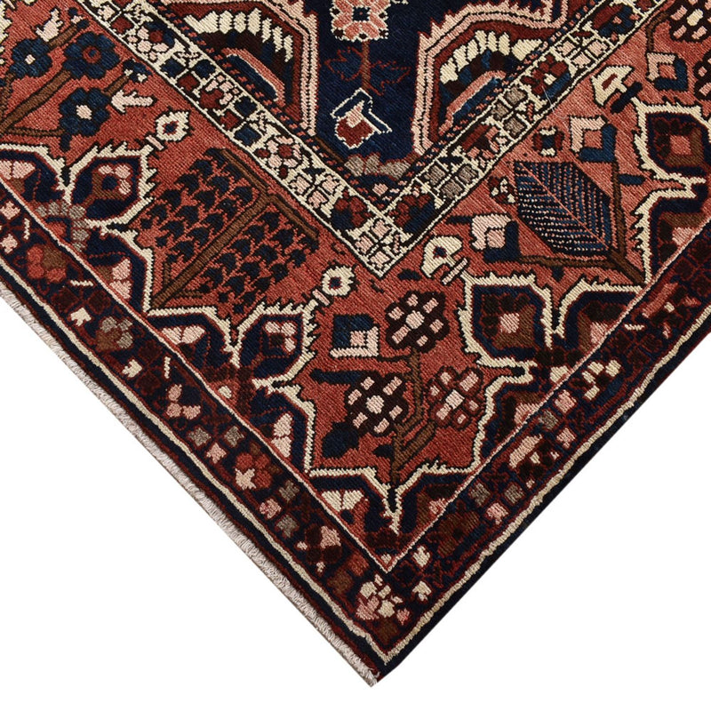 Bachtiar Teppich 369x312cm - Perserteppich