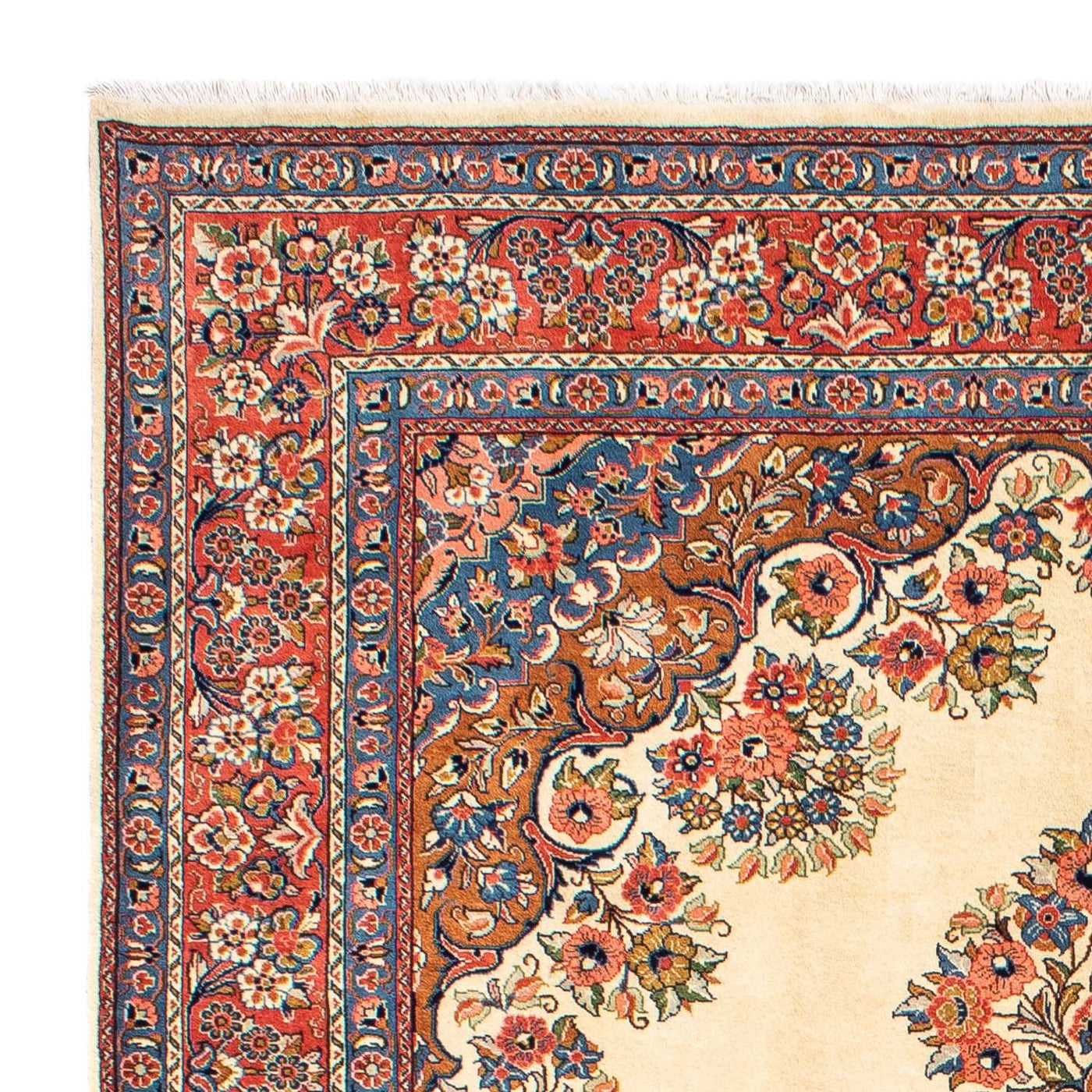 Golpayegan Rug 318x204cm - Persian Rugs