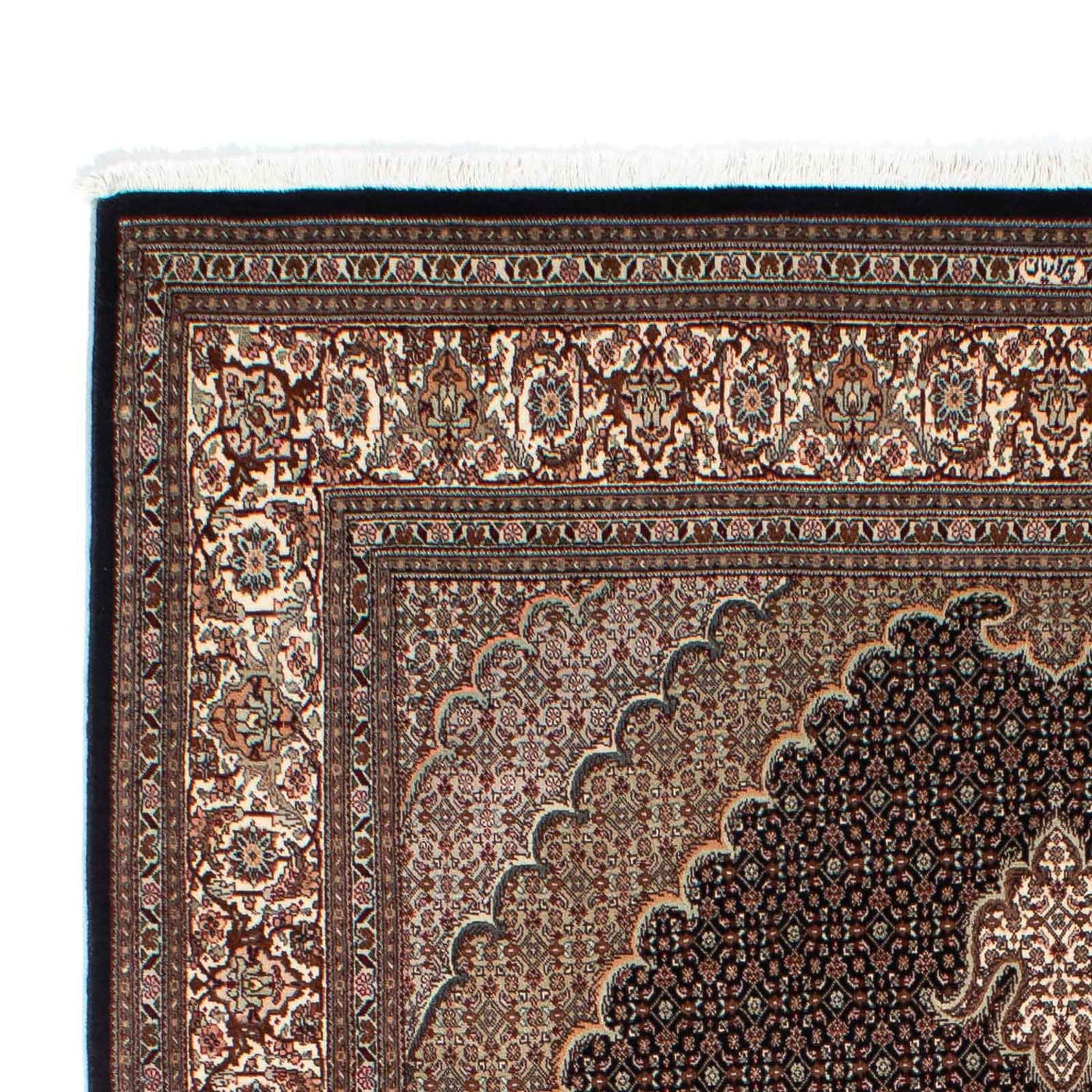 Tabriz Rug 243x163cm - Persian Rugs
