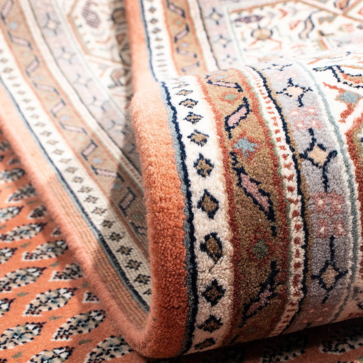 Perser Rug - Tabriz - 243 x 171 cm - light red