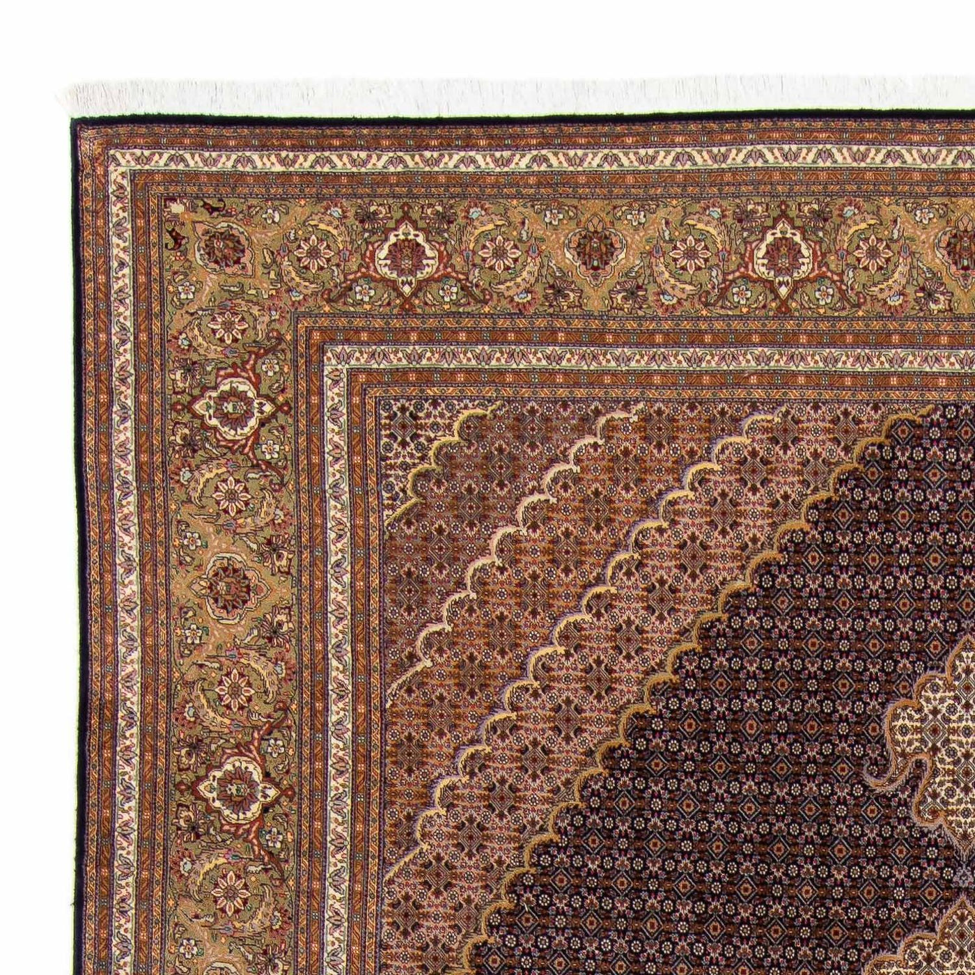 Tabriz Rug 338x248cm - Persian Rugs