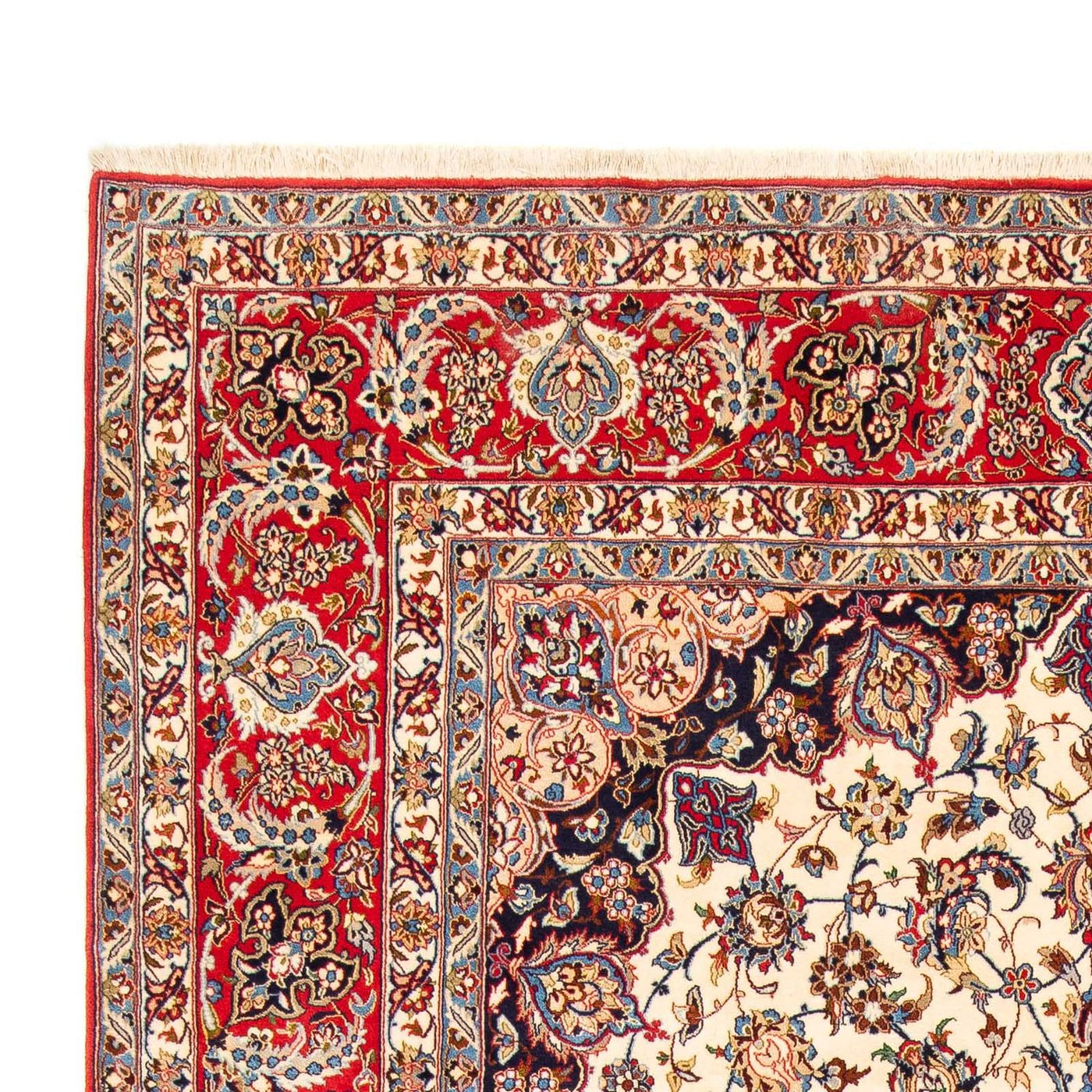 Isfahan Rug 326x205cm - Persian Rugs