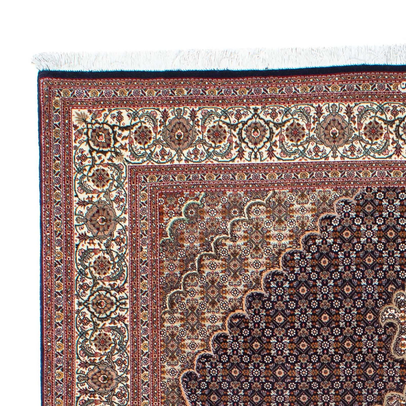 Tabriz Rug 200x154cm - Persian Rugs