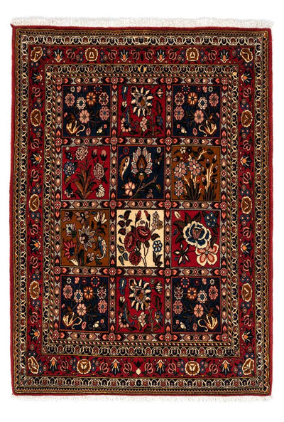 Bakhtiari Rug 112x158cm - Persian Rugs