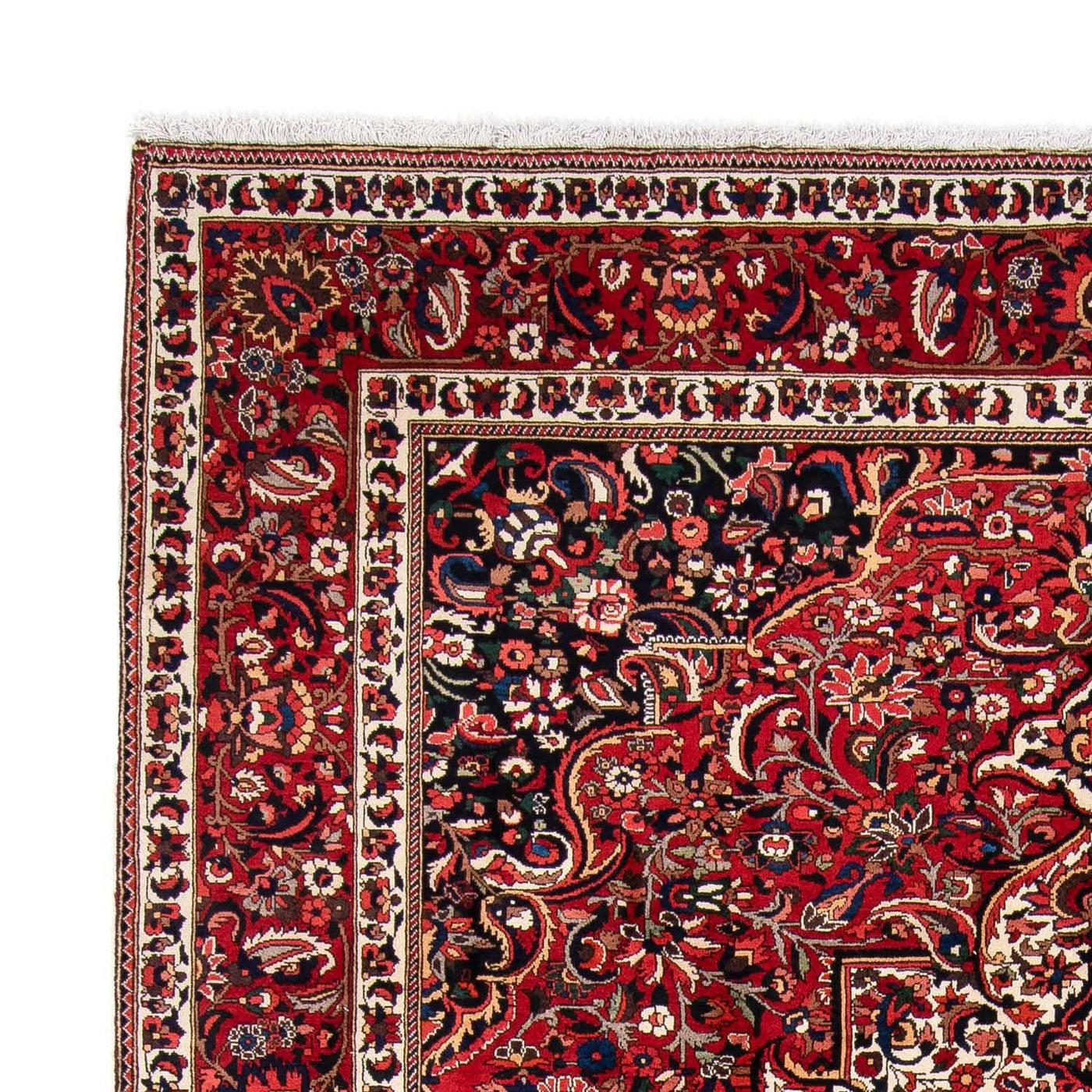 Bakhtiari Rug 354x260cm - Persian Rugs