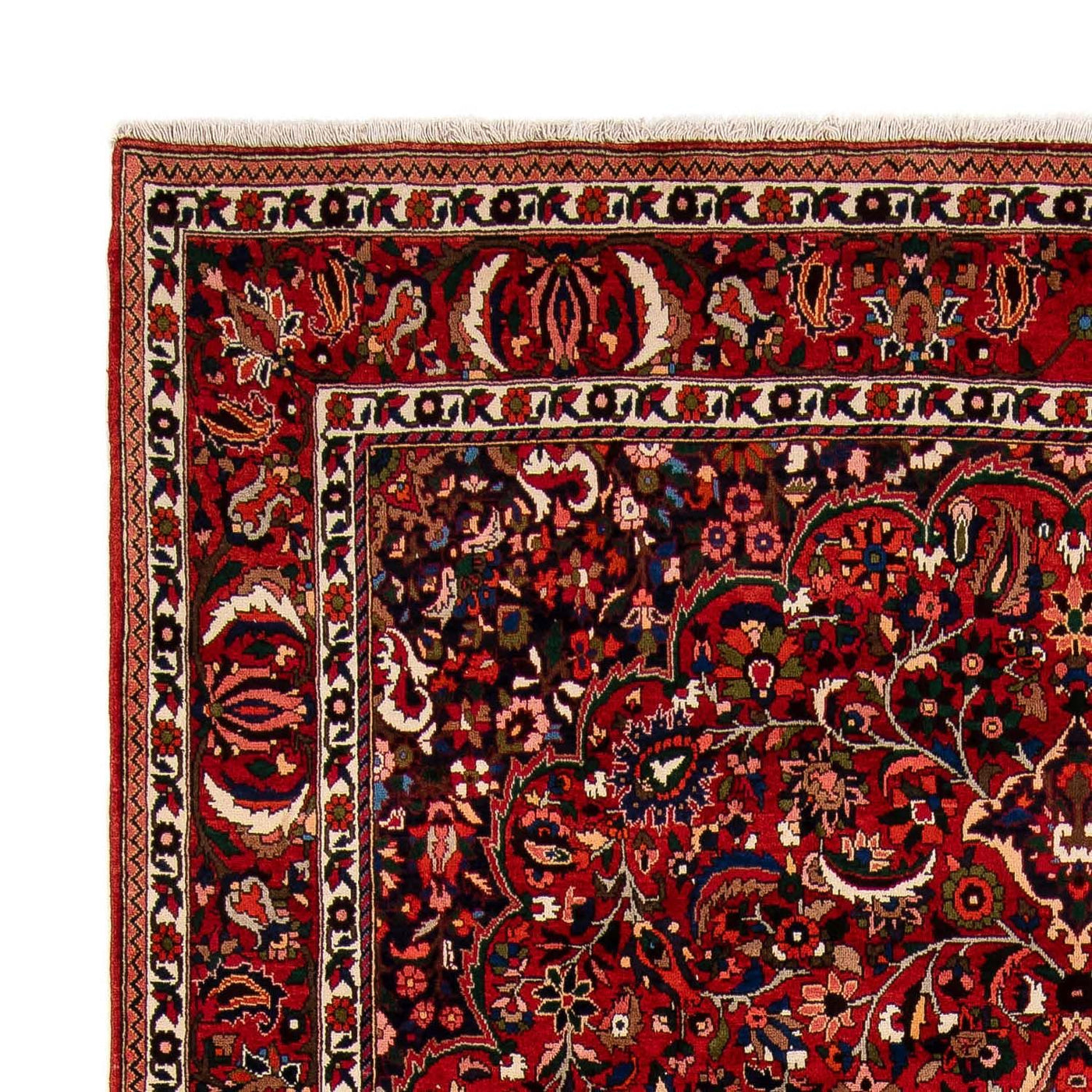 Bakhtiari Rug 372x242cm - Persian Rugs