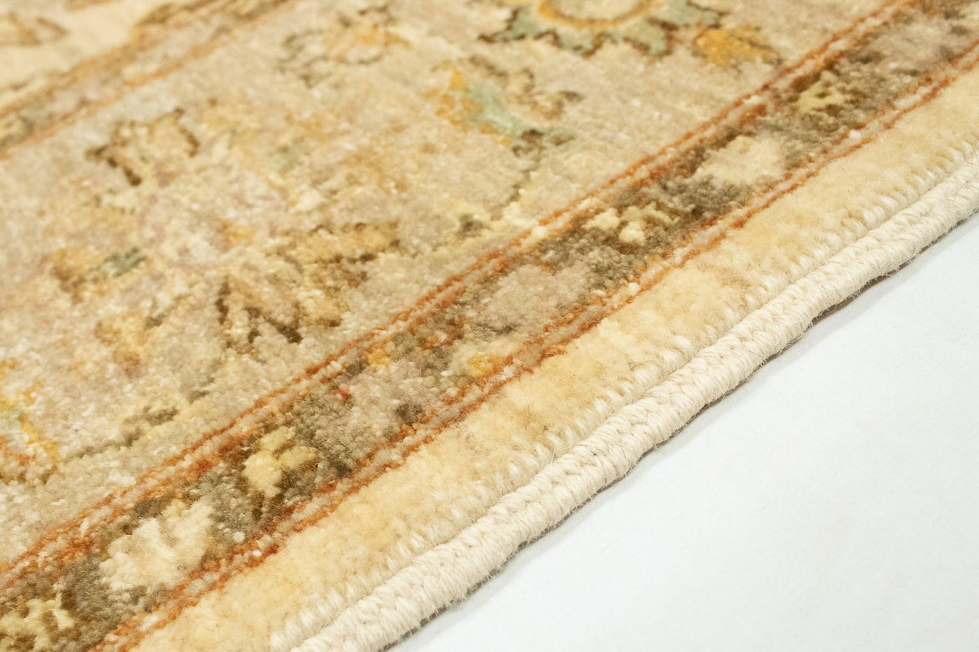 Pakistani Rug 177x123cm - Oriental Rug