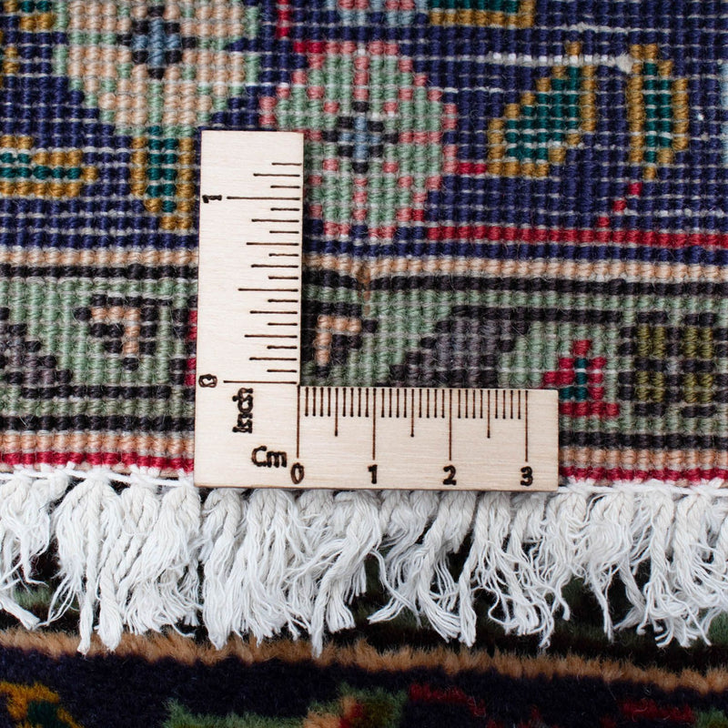 Hosseinabad Rug 147x102cm - Persian Rugs