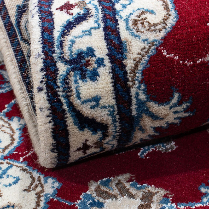 Perser Rug - Nain - 137 x 87 cm - dark red