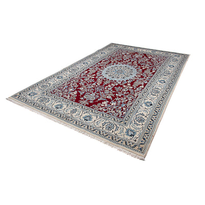 Nain Rug 190x293cm - Persian Rugs
