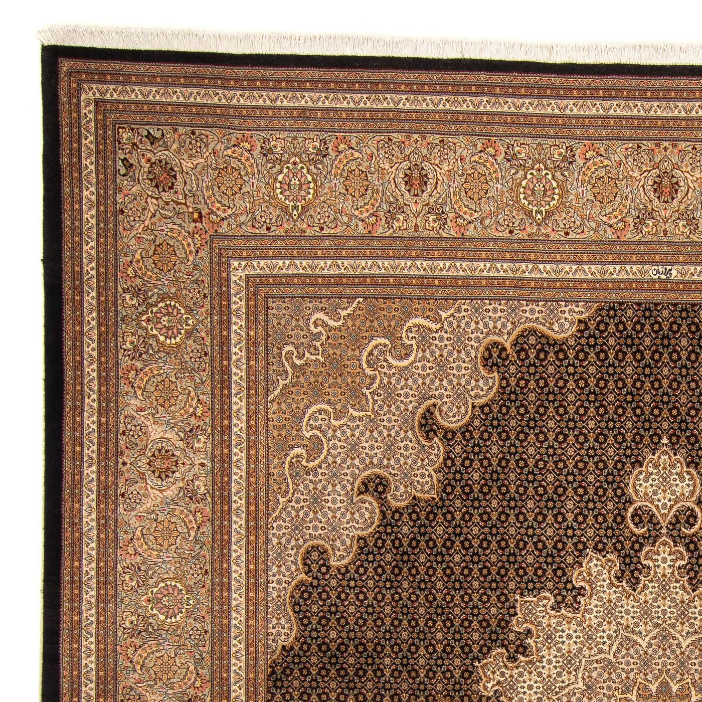 Tabriz Rug 270x252cm - Persian Rugs
