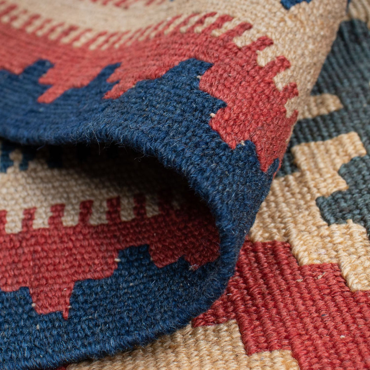 Kelim Rug - Oriental - 143 x 117 cm - multicolored