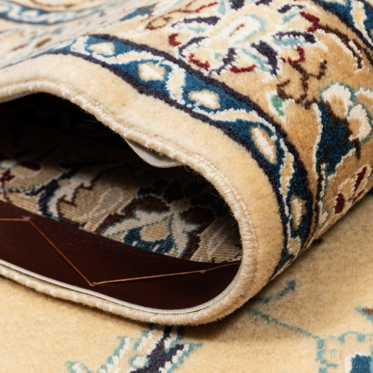 Perser Rug - Nain - 348 x 248 cm - beige