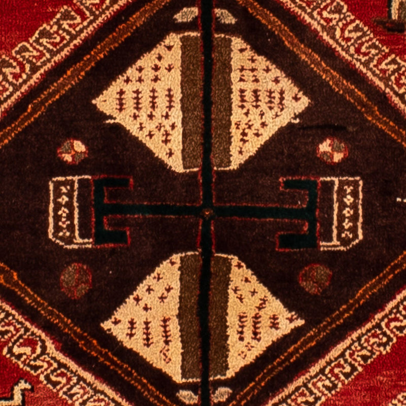 Qashqai Rug 304x206cm - Persian Rugs
