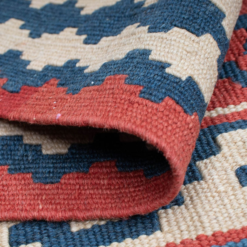 Kelim Rug - Oriental - 173 x 109 cm - multicolored