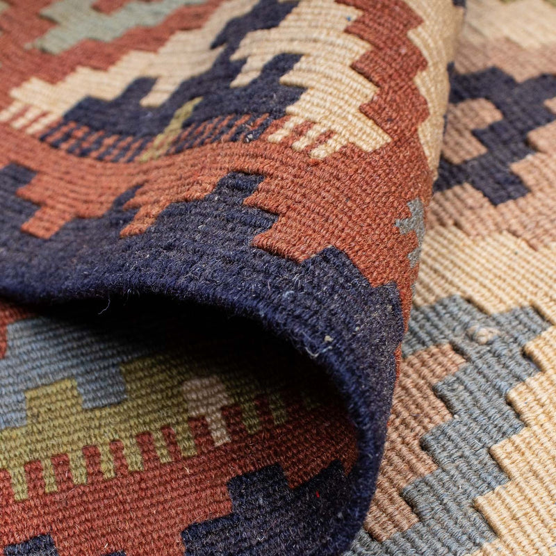 Kelim Rug - Oriental - 205 x 136 cm - multicolored